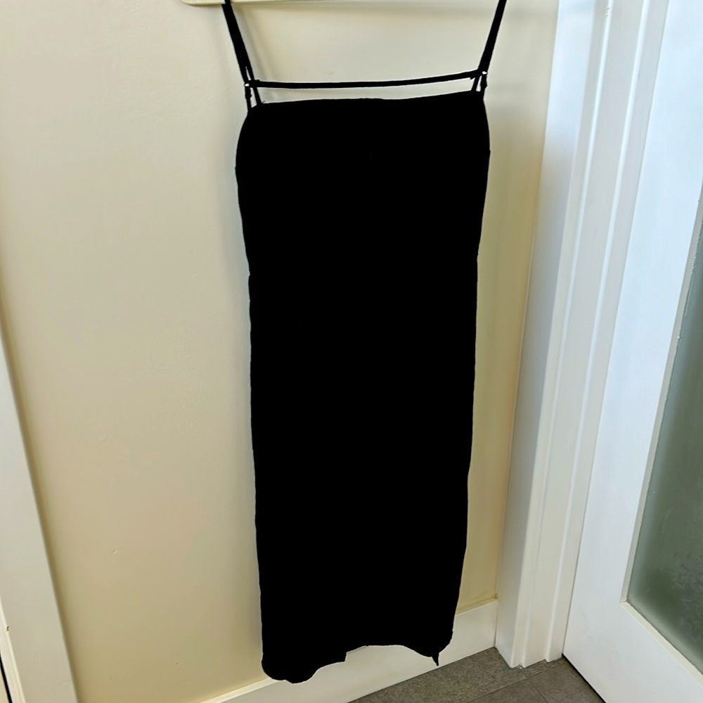 black linen reformation dress